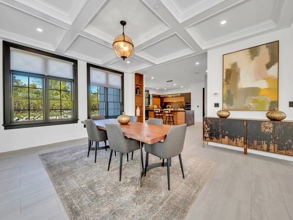 19 Bridle Spur Ln, Danvers MA 01923