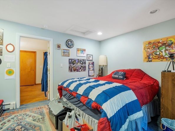 122 High St, Carver MA 02330