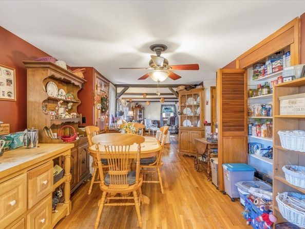 122 High St, Carver MA 02330