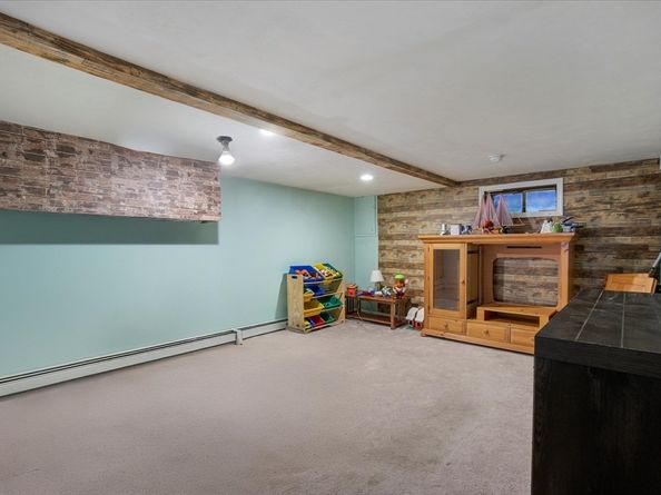 122 High St, Carver MA 02330