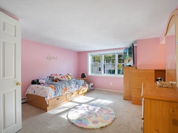 122 High St, Carver MA 02330