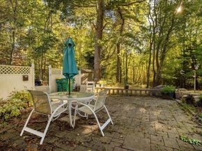 122 High St, Carver MA 02330