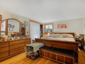 122 High St, Carver MA 02330