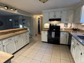 4 Cleveland St, Norfolk MA 02056