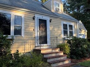 4 Cleveland St, Norfolk MA 02056