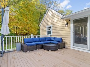 4 Cleveland St, Norfolk MA 02056
