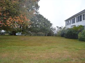 73 Potter Hill Rd, Grafton MA 01519