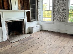 73 Potter Hill Rd, Grafton MA 01519