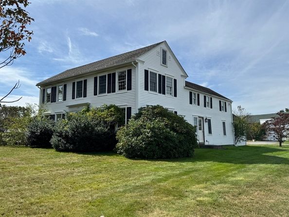 73 Potter Hill Rd, Grafton MA 01519