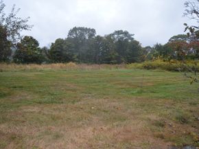 73 Potter Hill Rd, Grafton MA 01519