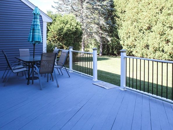 2 Applewood Circle, Shrewsbury MA 01545