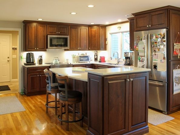 2 Applewood Circle, Shrewsbury MA 01545