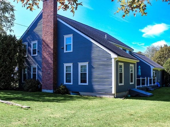 2 Applewood Circle, Shrewsbury MA 01545