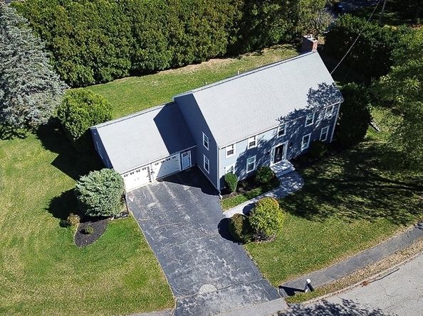 2 Applewood Circle, Shrewsbury MA 01545