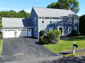 2 Applewood Circle, Shrewsbury MA 01545