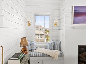 11 Bay Rd, Mattapoisett MA 02739