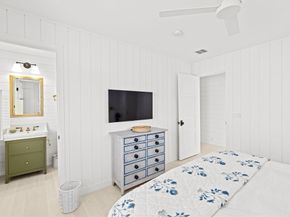 11 Bay Rd, Mattapoisett MA 02739