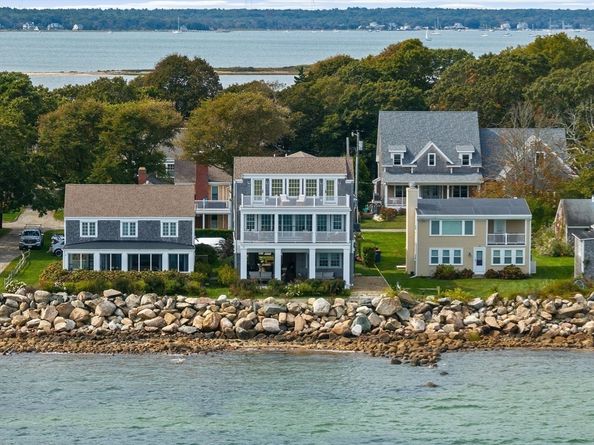 11 Bay Rd, Mattapoisett MA 02739