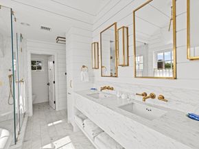 11 Bay Rd, Mattapoisett MA 02739