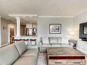 65 E India Row 24H, Boston MA 02110