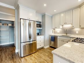 65 E India Row 24H, Boston MA 02110