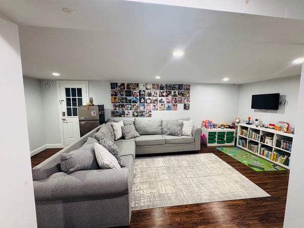 27 Fitchburg St, Marlborough MA 01752