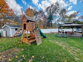27 Fitchburg St, Marlborough MA 01752