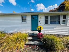 27 Fitchburg St, Marlborough MA 01752