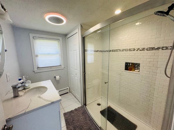27 Fitchburg St, Marlborough MA 01752