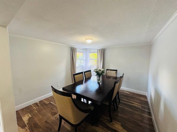27 Fitchburg St, Marlborough MA 01752