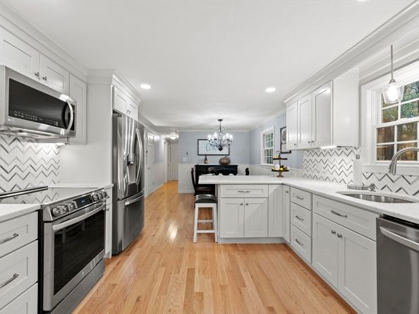 50 Beach Avenue, Sturbridge MA 01566