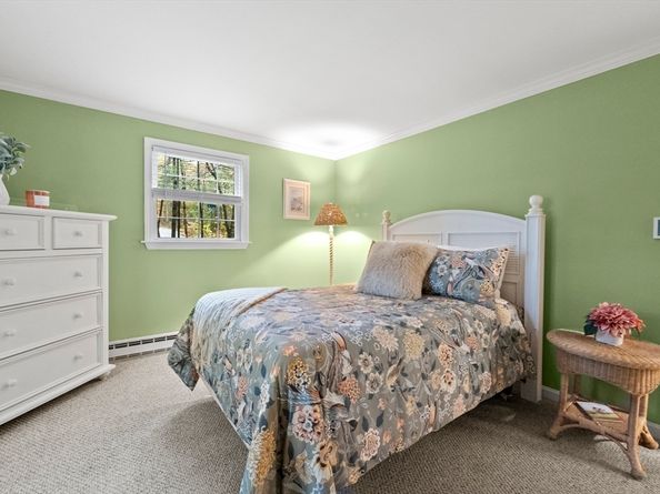 50 Beach Avenue, Sturbridge MA 01566
