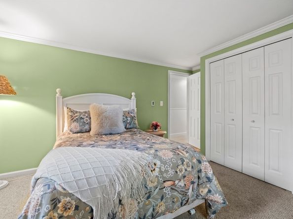 50 Beach Avenue, Sturbridge MA 01566