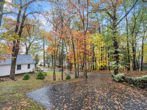50 Beach Avenue, Sturbridge MA 01566