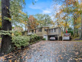 50 Beach Avenue, Sturbridge MA 01566