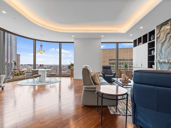 1 Dalton St 2703, Boston MA 02116