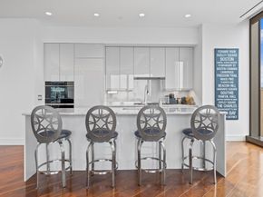 1 Dalton St 2703, Boston MA 02116