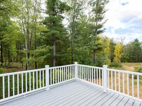8 Foster Rd, West Brookfield MA 01585