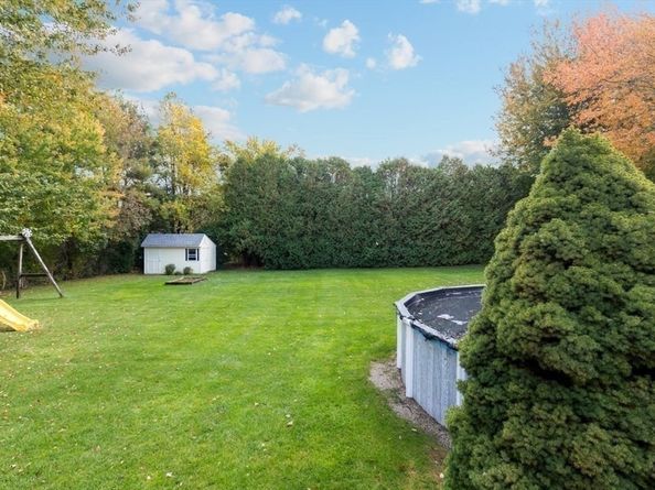 43 Flint Locke Dr, Weymouth MA 02189