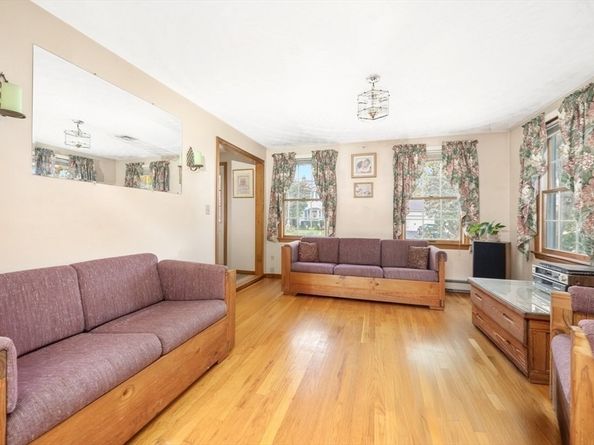 43 Flint Locke Dr, Weymouth MA 02189