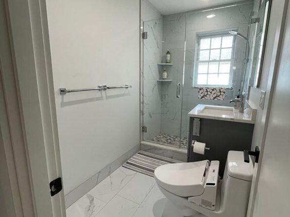 11 Hammond Pond Pkwy 3, Newton MA 02467