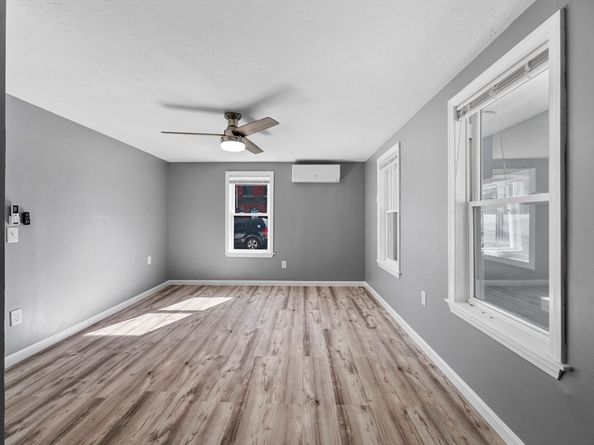 55 Mendon St, Worcester MA 01604