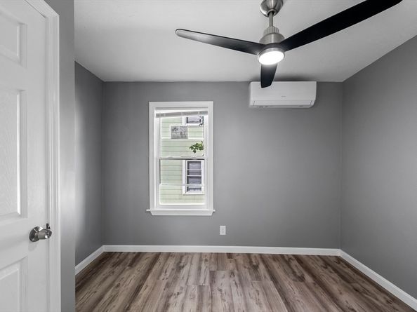 55 Mendon St, Worcester MA 01604