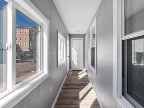 55 Mendon St, Worcester MA 01604