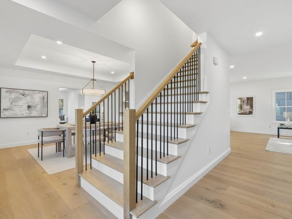 161 Bridge Street, Hamilton MA 01982