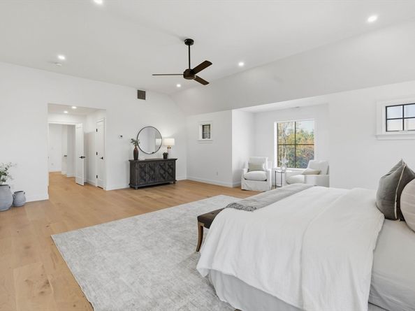 161 Bridge Street, Hamilton MA 01982