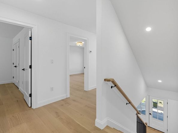 161 Bridge Street, Hamilton MA 01982