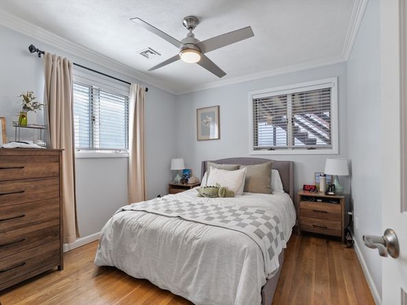 843 E 2nd St 2, Boston MA 02127
