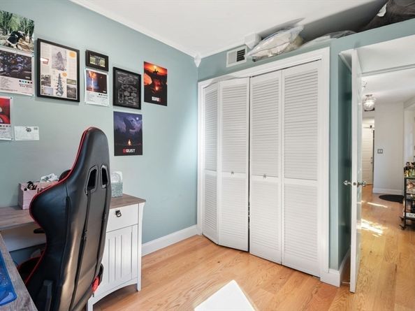 681 Massachusetts Ave 1, Boston MA 02116