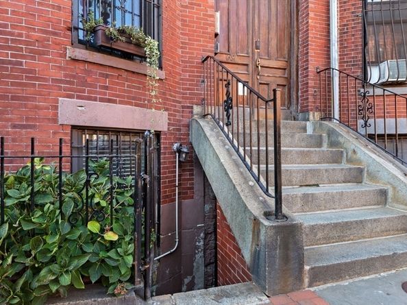681 Massachusetts Ave 1, Boston MA 02116